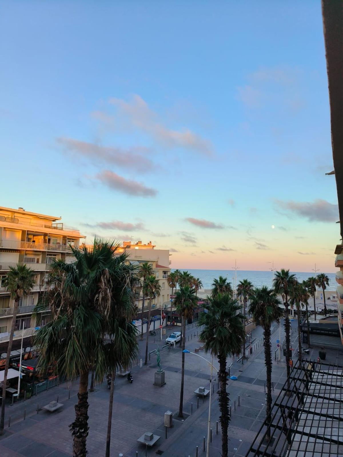 Appartement T2 Vue Sur Mer, Place Mediterranee 卡内 外观 照片
